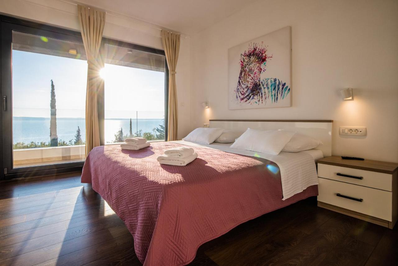 Villa Royal Promons - Heated Pool Starigrad Paklenica