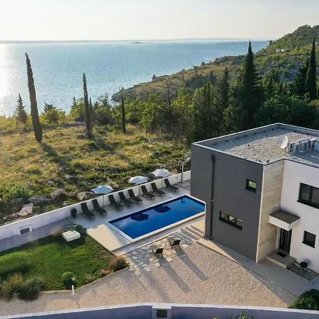 Royal Promons - Heated Pool Villa Starigrad Paklenica Exterior photo