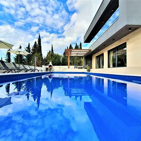 Royal Promons - Heated Pool Villa Starigrad Paklenica Exterior photo