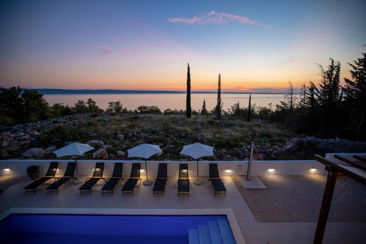Royal Promons - Heated Pool Villa